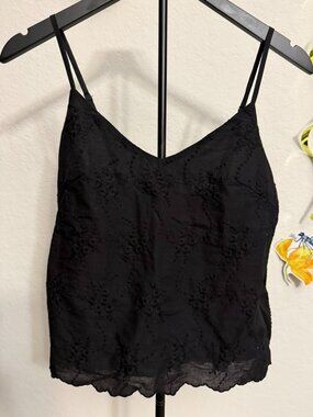 SEAS 78&Sunny Radiance Eyelet Cami